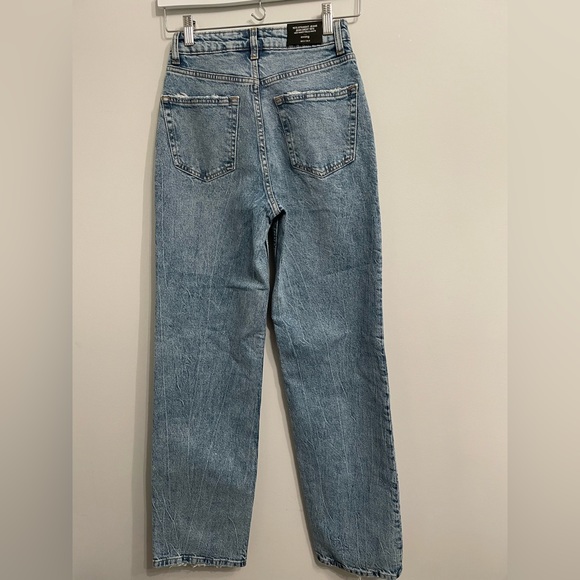 NWT H&M 90’s Straight Jeans - Picture 5 of 6